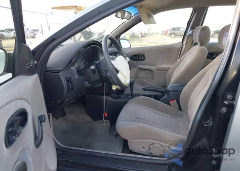 2002 Saturn S-Series Sl2 z USA, uszkodzony, nr VIN 1G8ZK52782Z293955